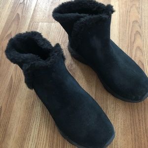 Sketchers!! Ladies boots